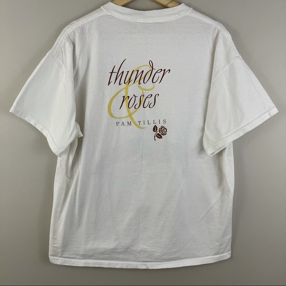 Vintage 2001 White Signed Pam Tillis Thunder & Roses Graphic Band Tee - Picture 10 of 12